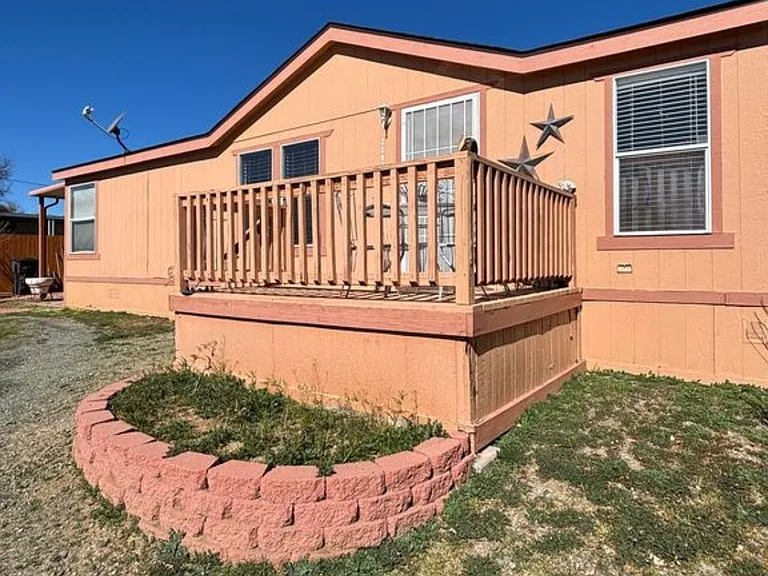 20876 E Quail Run Dr — Photo 1
