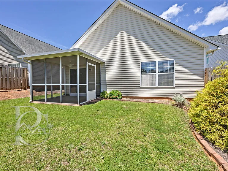 508 Lanesborough Dr — Photo 30