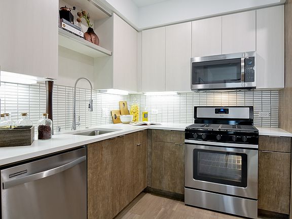 3rd image of 2051 3rd St #2207572