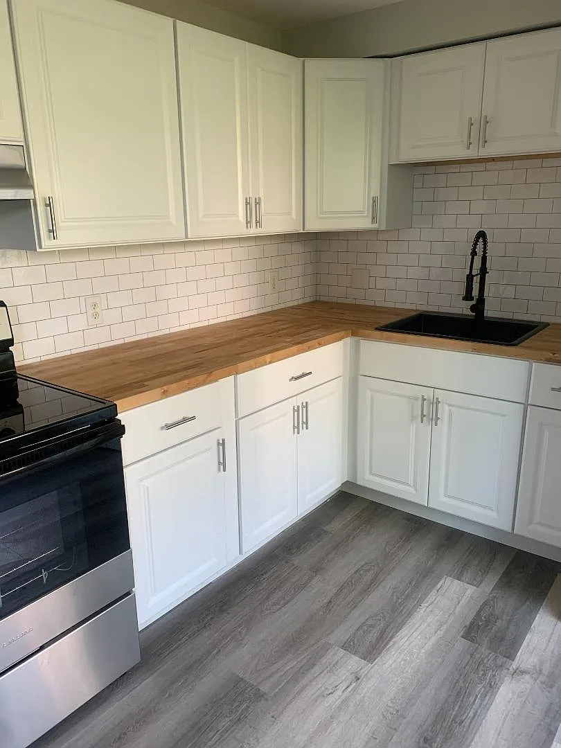 Unit Photo - 5510 Beavercrest Dr #2