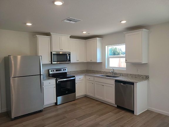 2nd image of 4506 Sierra Street