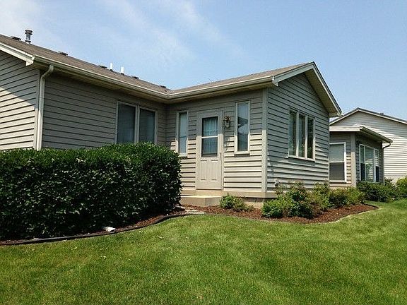 4th image of 33 S Walnut Dr