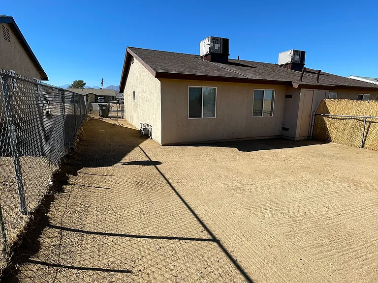 7135 Murray Ln #B — Photo 17
