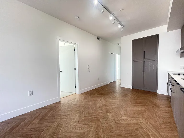 9228 Slopes Mews #314 — Photo 3
