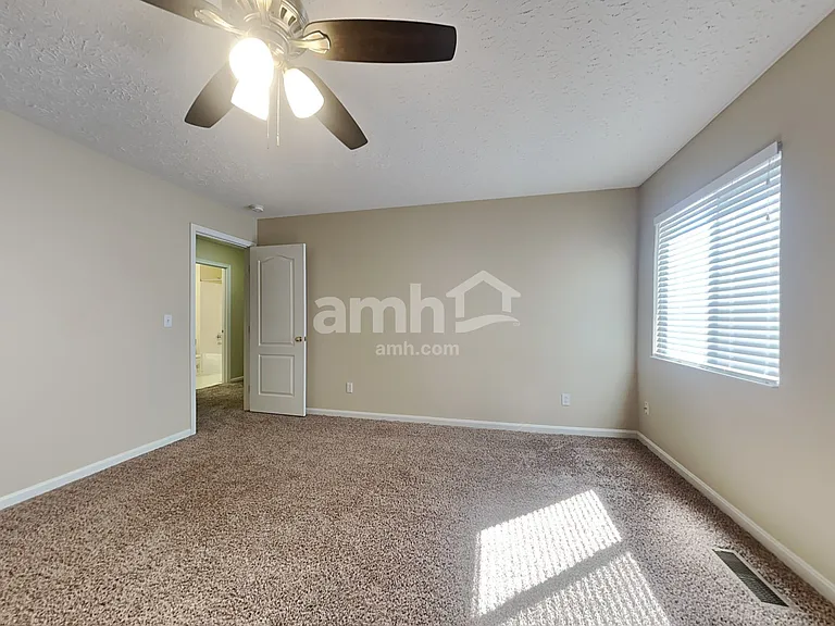 6259 Castle Oak Dr — Photo 11