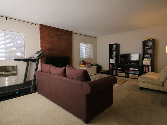 2nd image of 646 Omelveny Ave
