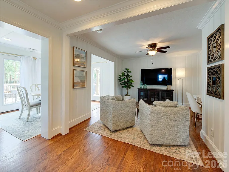3221 Sunset Dr — Photo 20