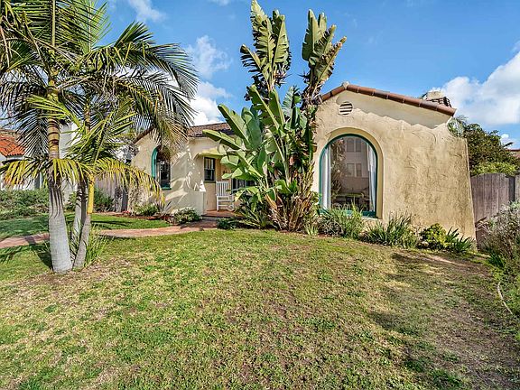 3rd image of 1448 Engracia Ave