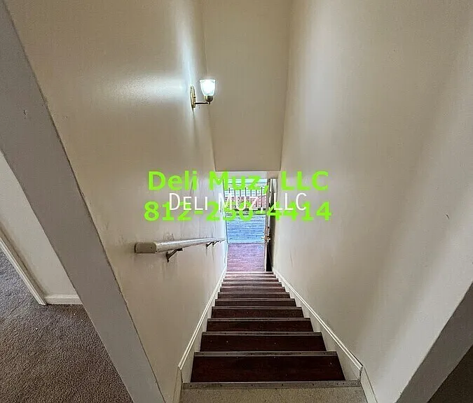 1427 Culver Dr #B — Photo 7