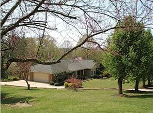 2480 Mountainside Pl, Ooltewah, TN 37363