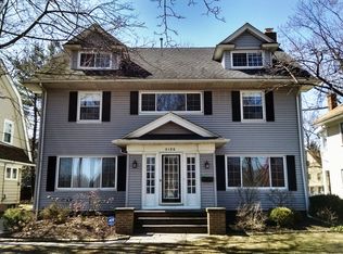 3130 Woodbury Rd, Shaker Heights, OH 44120