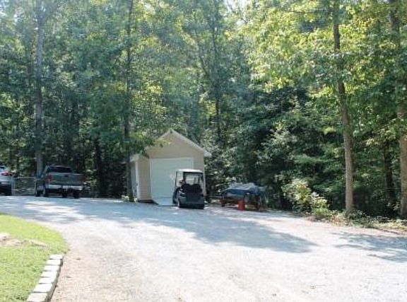 4th image of 96 Briarwood Ter