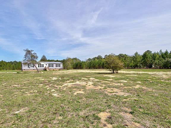 3rd image of 1100 Marlowe Dr