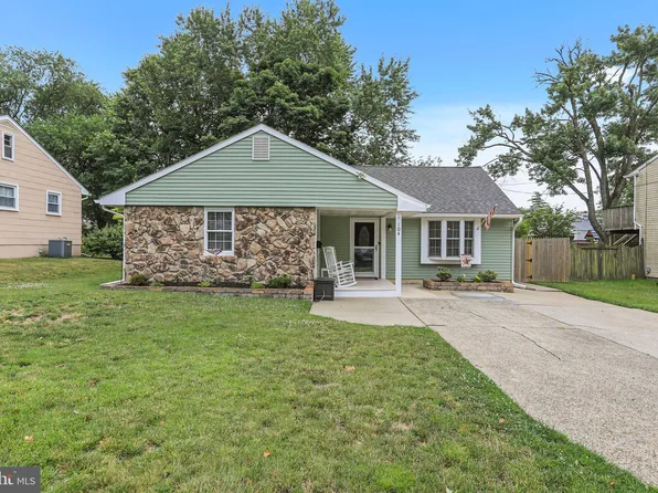 104 Cooper Ave, Stratford, NJ 08084