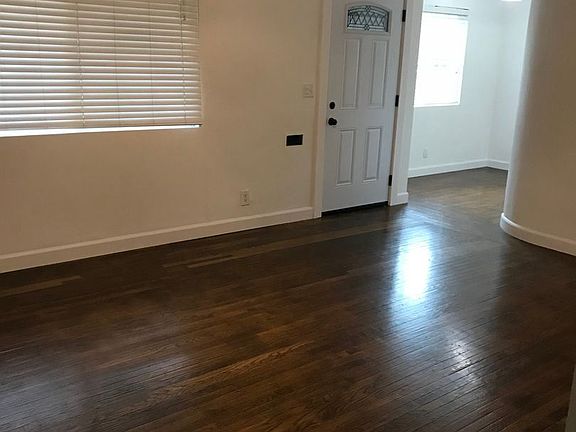2nd image of 2733 2nd Ave