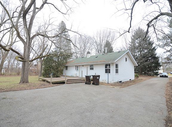 2nd image of 23184 N Richards Ct