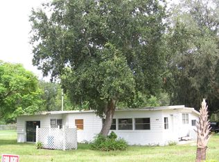 1650 Lake Harney Rd, Geneva, FL 32732