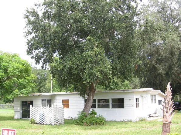 1650 Lake Harney Rd, Geneva, FL 32732