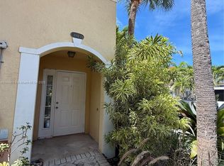 2082 NE 167th St APT 2-104, North Miami Beach, FL 33162