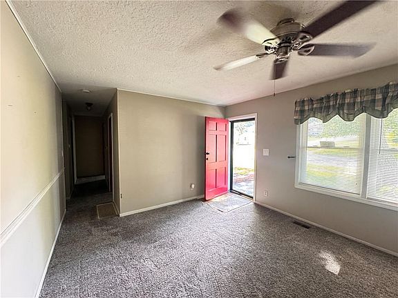 2nd image of 1609 S Ellison Way