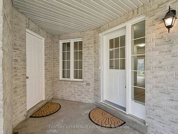 4th image of 1438 Forest St