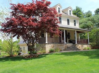 28 Pleasant St, Natick, MA 01760