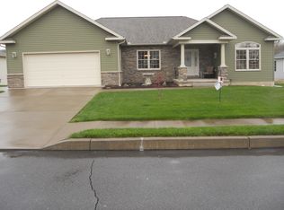 123 S Cougar Dr #L-12, Archbald, PA 18403