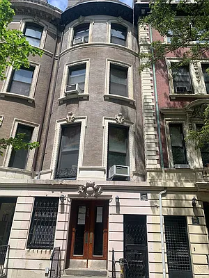 Rented by Oxford Property Group | media 33