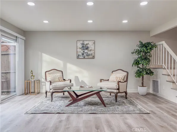 12302 Runnymede St Unit 4, North Hollywood, CA 91605