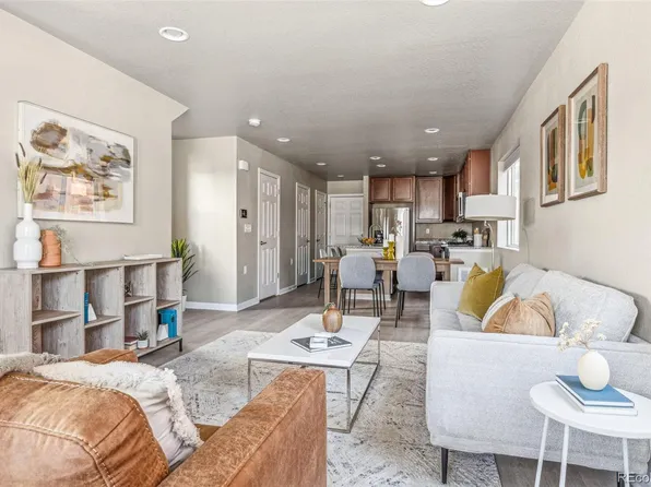 5760 N Boston Street, Denver, CO 80238