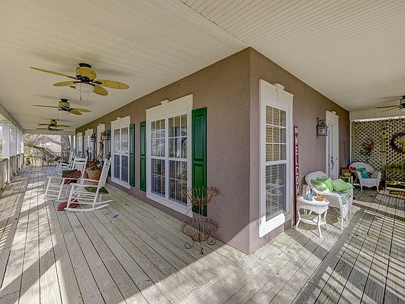 4th image of 295 Shell Beach Rd