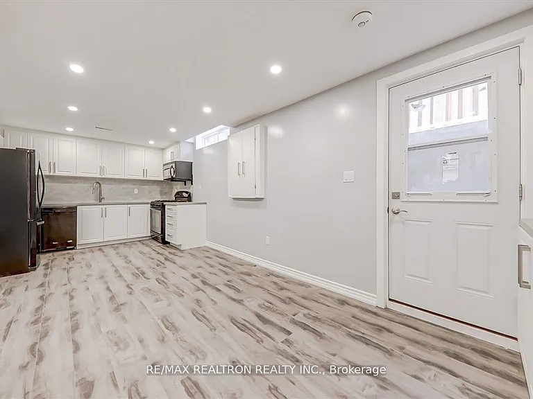 635 Beckworth Sq #BASEMENT — Photo 5