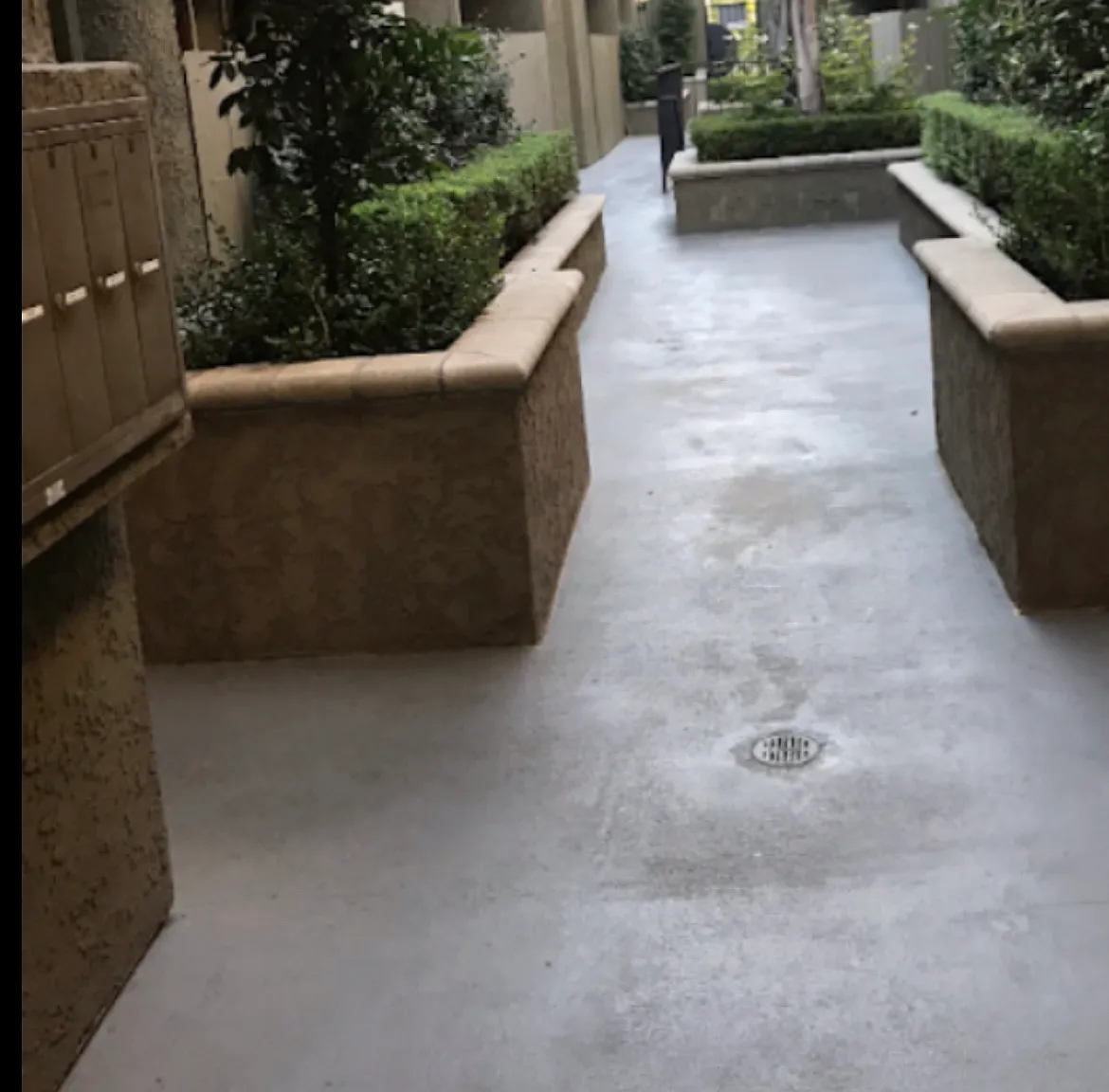 1 bed, 689 sqft, $2,100 — Photo 1