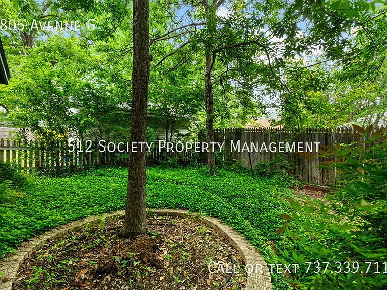 3805 Avenue G — Photo 3