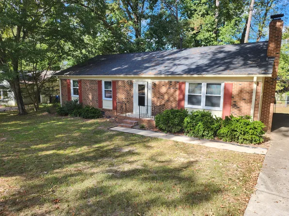 912 Northclift Dr, Raleigh, NC 27609