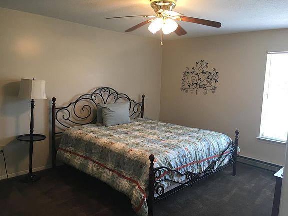 3rd image of 302 Dunlap Ave #A