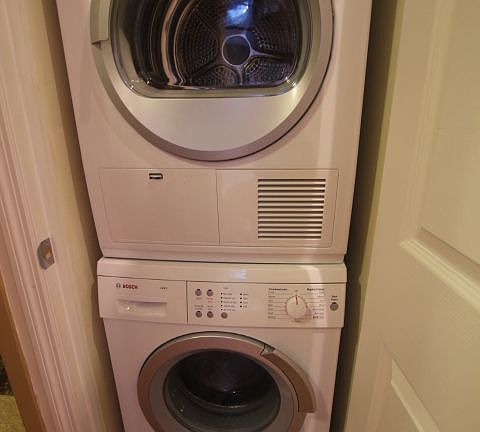 3rd image of 223 E 28th St APT 3RW