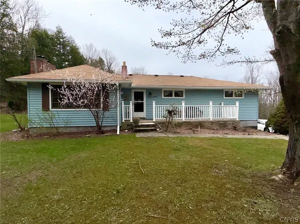 6447 Glass Factory Rd, Marcy, NY 13403