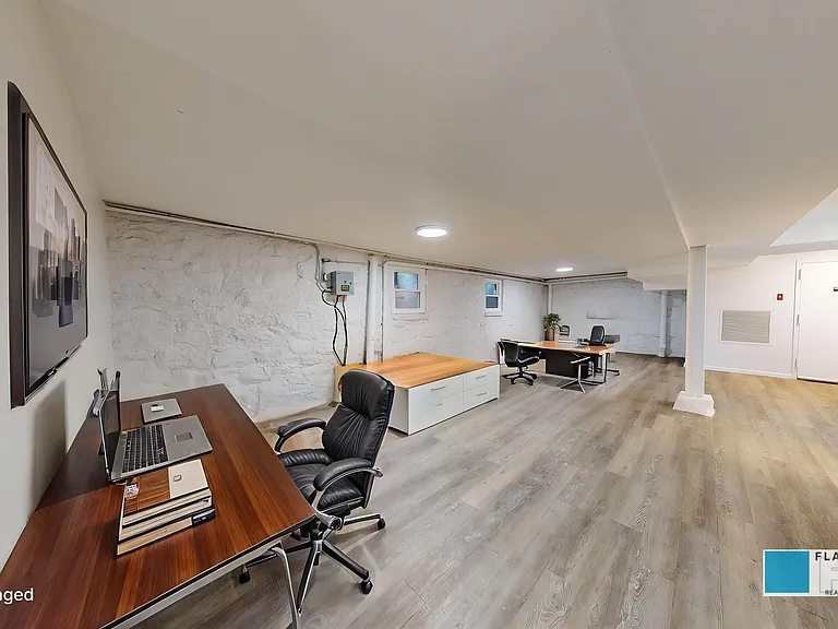 436 Graham Ave #1 — Photo 18