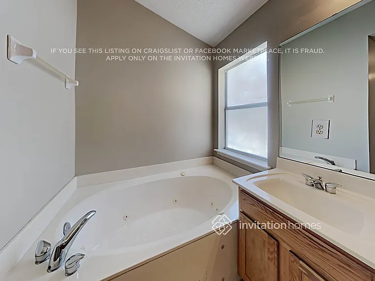 8627 Stanmoor Ct — Photo 17