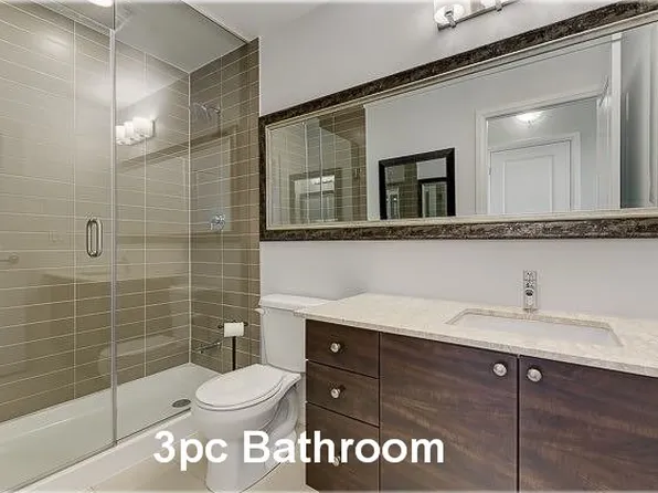 24 Woodstream Blvd, Vaughan, ON L4L 8C4
