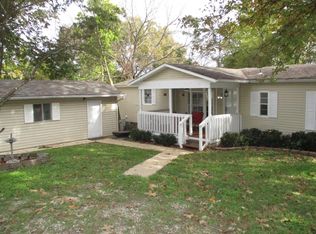 3280 Maple St, Hollister, MO 65672