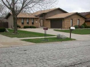 2317 Boulder Rd, Dyer, IN 46311