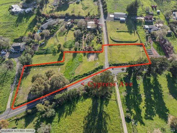 9011 Cypress Avenue, Cotati, CA 94931