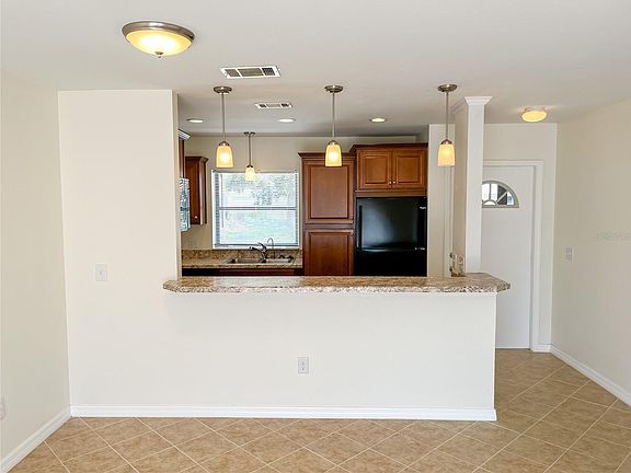 4th image of 7567R Hanchey St