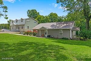 2nd image of 359 County Road 475