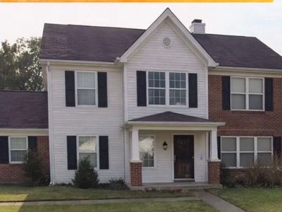 63 Carriage Lake Dr, Brownsburg, IN, 46112