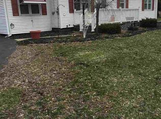 2 Brown Rd, Schaghticoke, NY 12154