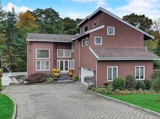 5 Deer Run, Rye Brook, NY 10573