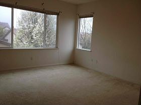 5th image of 4951 Winamac Dr